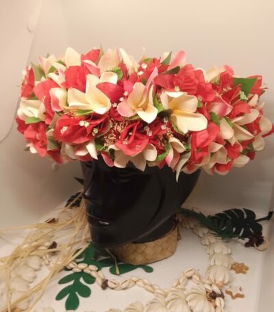 Couronne de tête tout tipanier champagne et champagne rosé avec bougainvilliers rouges by Vaite e Tiare créations