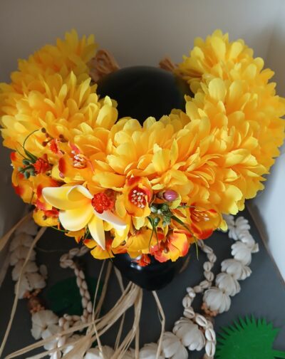 couronne de fleurs Tahiti jaune bouquet orangé et tipanie jaune by Vaite.e.Tiare créations