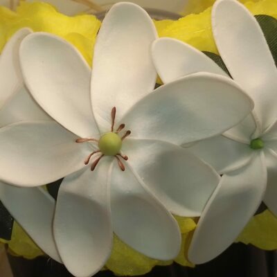 Couronne de tête jaune avec trois grandes tiare Tahiti