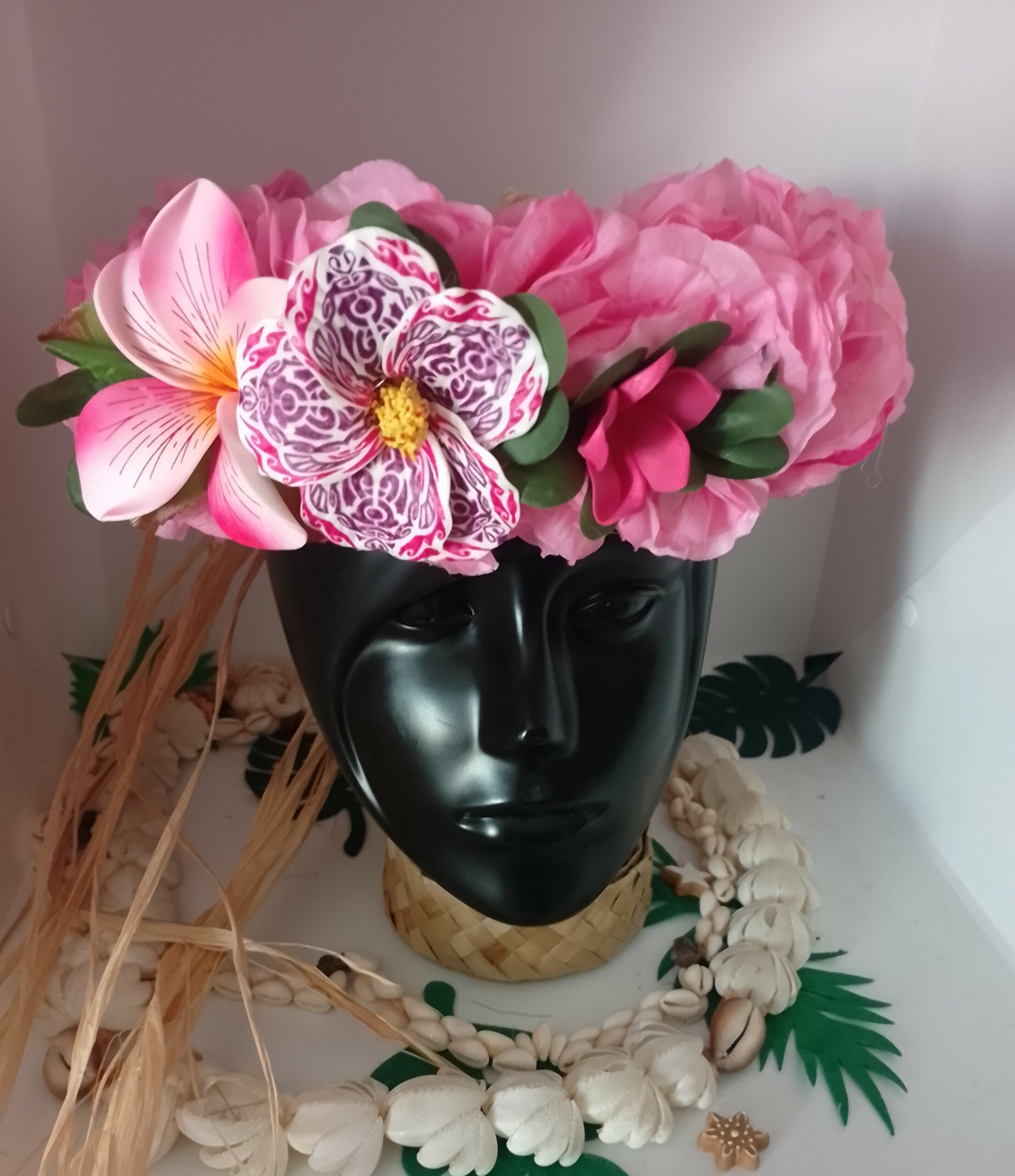 couronne de tête fait main rose hibiscus tatoué grand et mini frangipanier by Vaite.e.Tiare créations