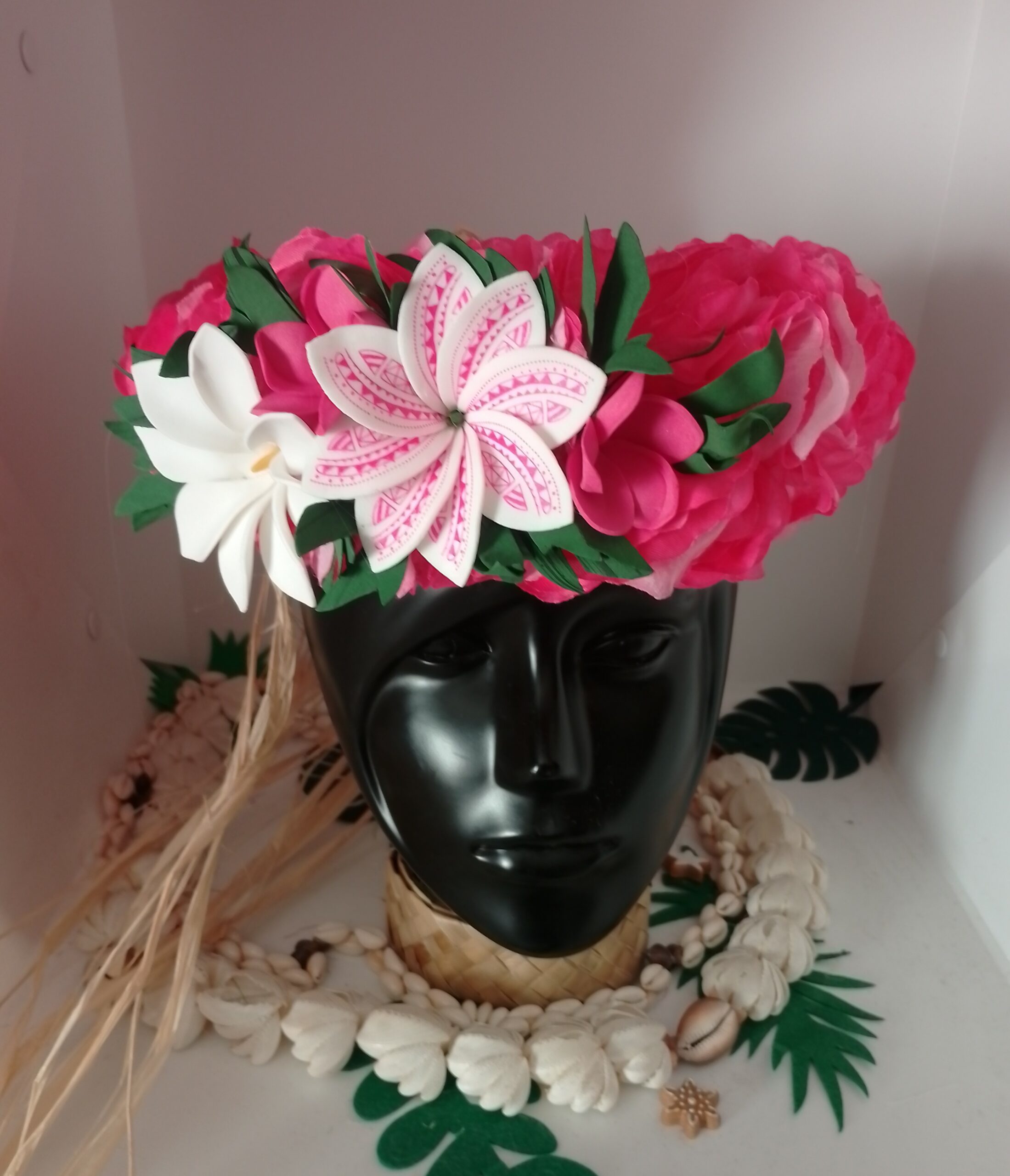 couronne florale de tête rose tiare tahiti tiare tatouée en rose mini frangipaniers roses by Vaite.e.Tiare créations