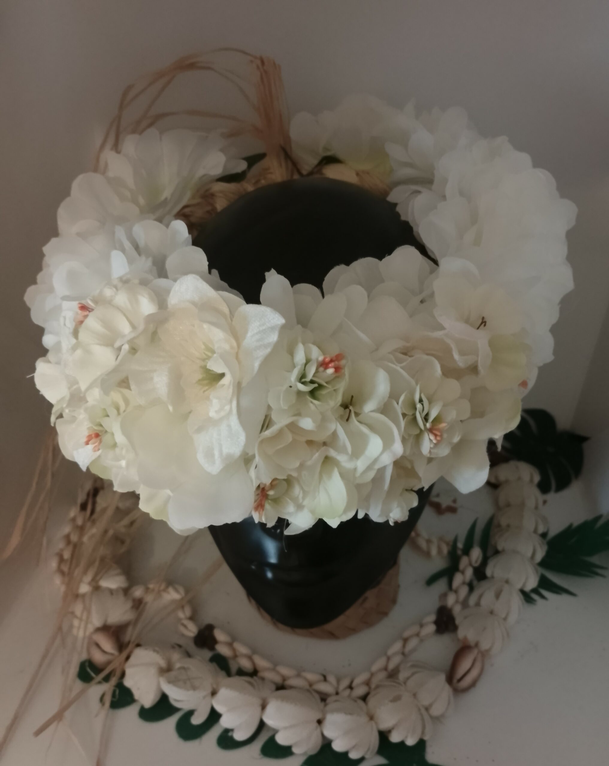 couronne de fleurs mariée romantique by Vaite.e.Tiare créations