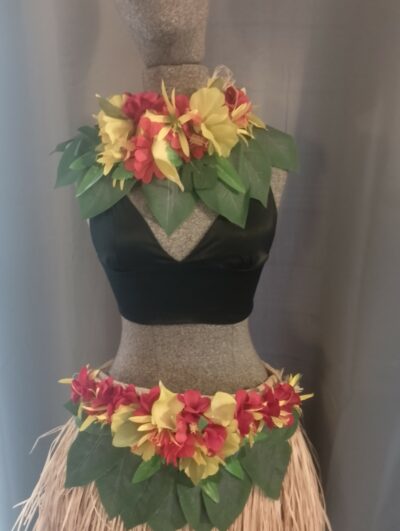 Combiné de fleurs en demie taille et plastron avec tipaniers et hibiscus 9 by Vaite.e.Tiare créations