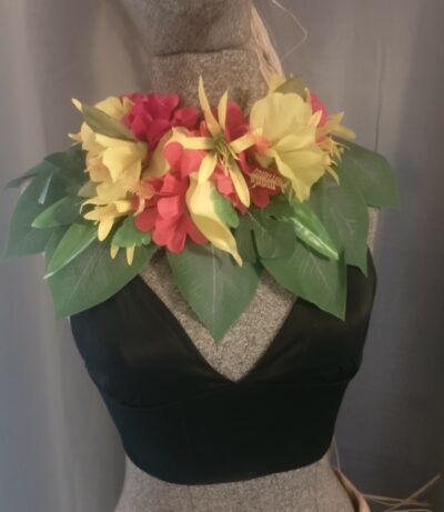 Combiné de fleurs en demie taille et plastron avec tipaniers et hibiscus 5 by Vaite.e.Tiare créations