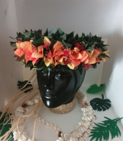 couronne de tête feuillage avec corolle de bougainvilliers orangés by Vaite.e.Tiare créations