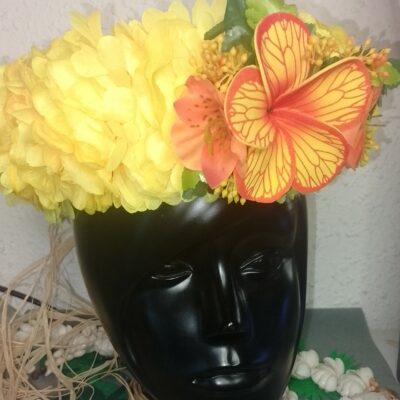Couronne de fleur Tahiti jaune maxi tipanie décor aile de papillon
