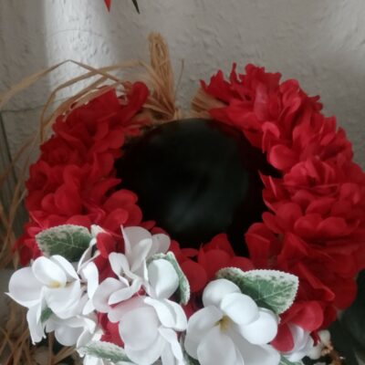 Couronne de tiare Tahiti rouge bouquet de tipanie et trois tiare