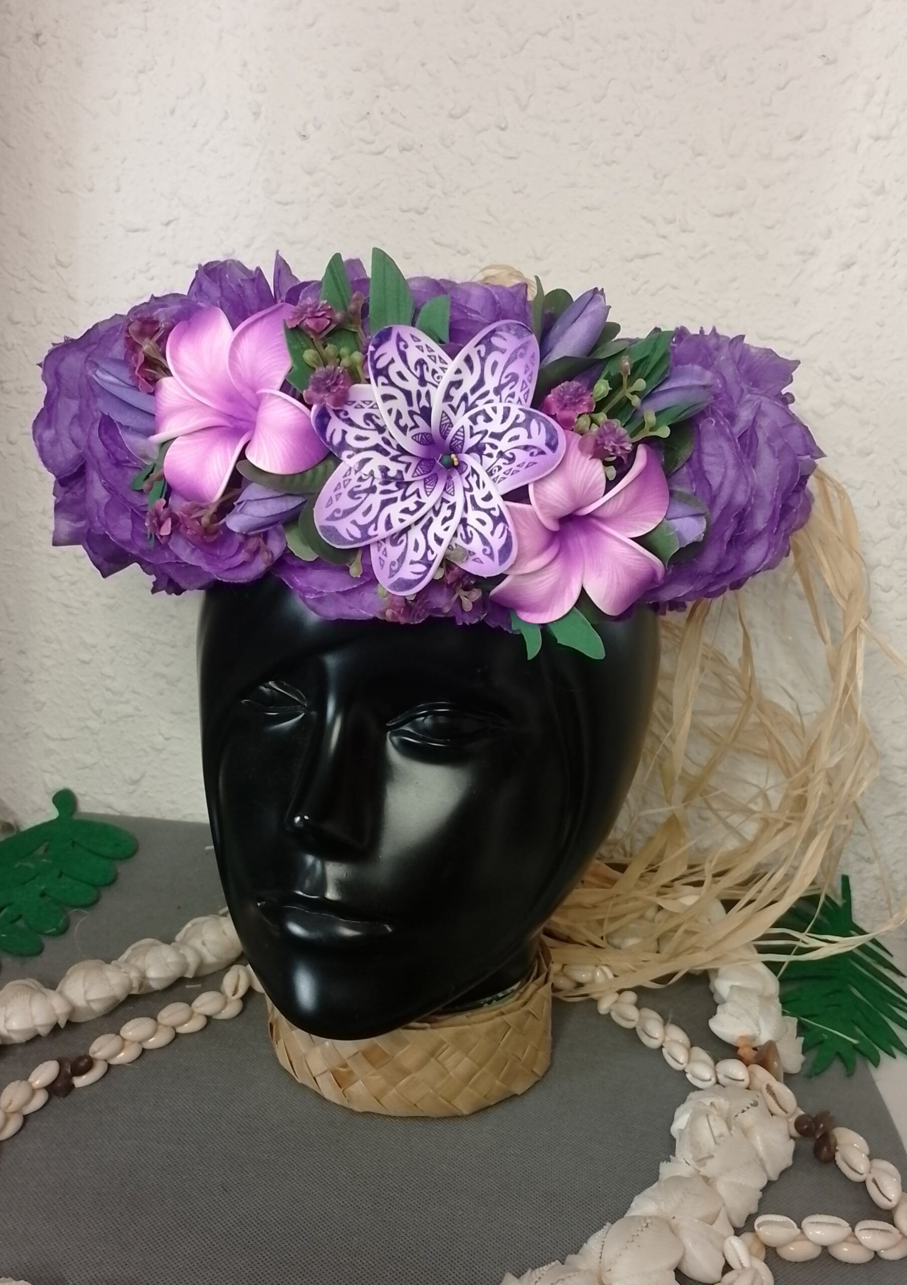 couronne de fleurs Tahiti violette avec tipanie mauve et tiare tatouée by Vaite.e.Taire créations