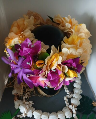 couronne de fleurs Tahiti jaune bouquet bougainvillier violet et trois tipanie by Vaite.e.Tiare créations