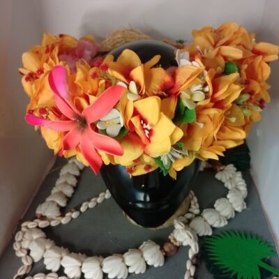 Couronne toutes fleur orange avec corolle grand lys et maxi tiare