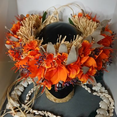 Couronne toutes fleurs Tahiti de tipanie et flamboyant oranges