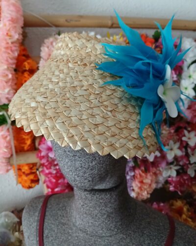 Casquette de pandanus tressé avec maxi tiare by Vaite.e.Tiare créations