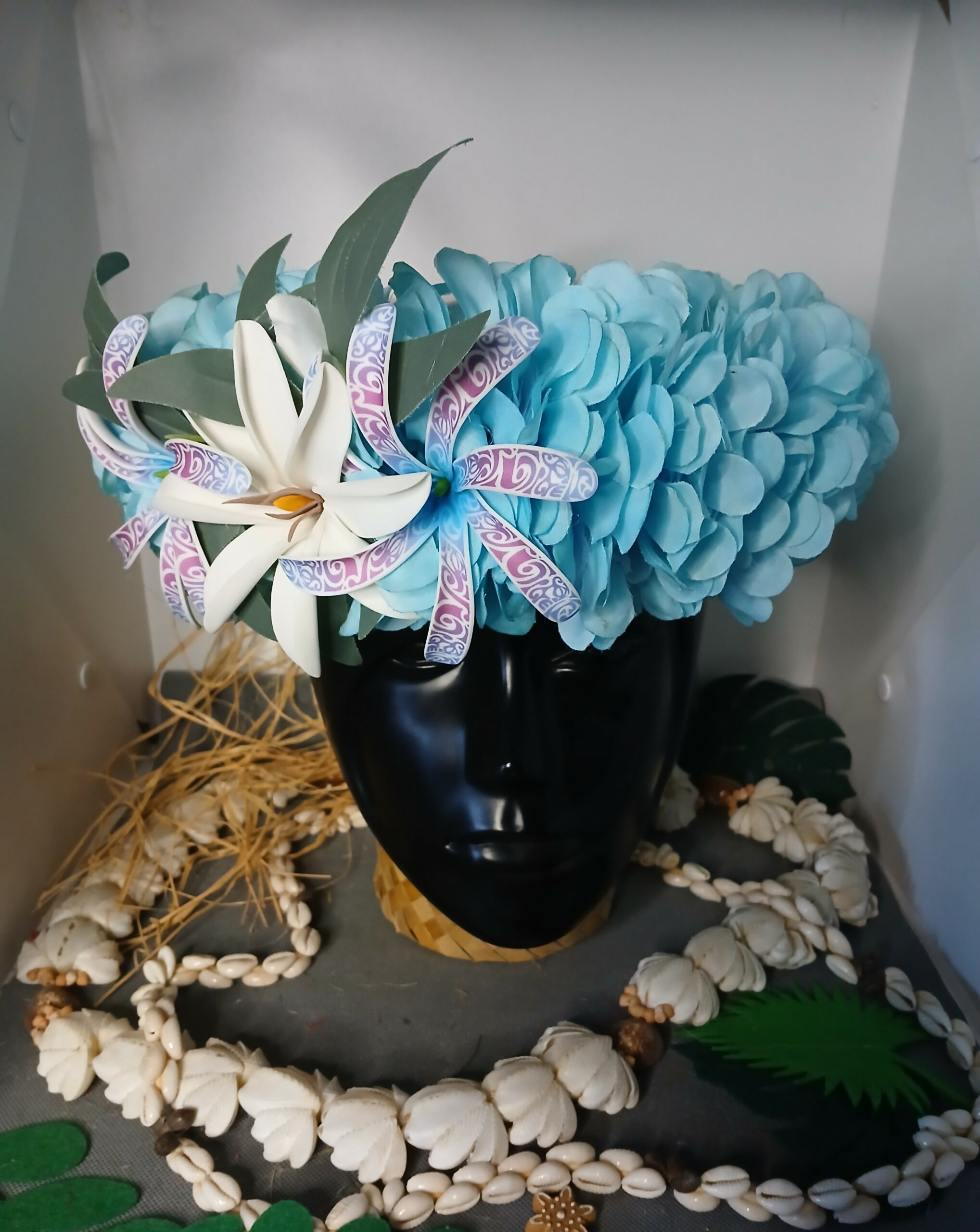 Couronne de tiare Tahiti bleu lagon bouquet tiare variée by Vaite.e.Tiare créations