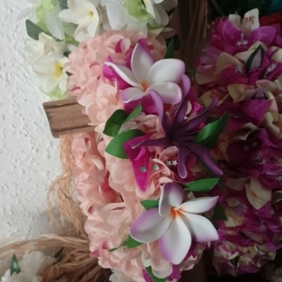 couronne de fleurs Tahiti champagne bougainvillier tipanie et maxi tiare