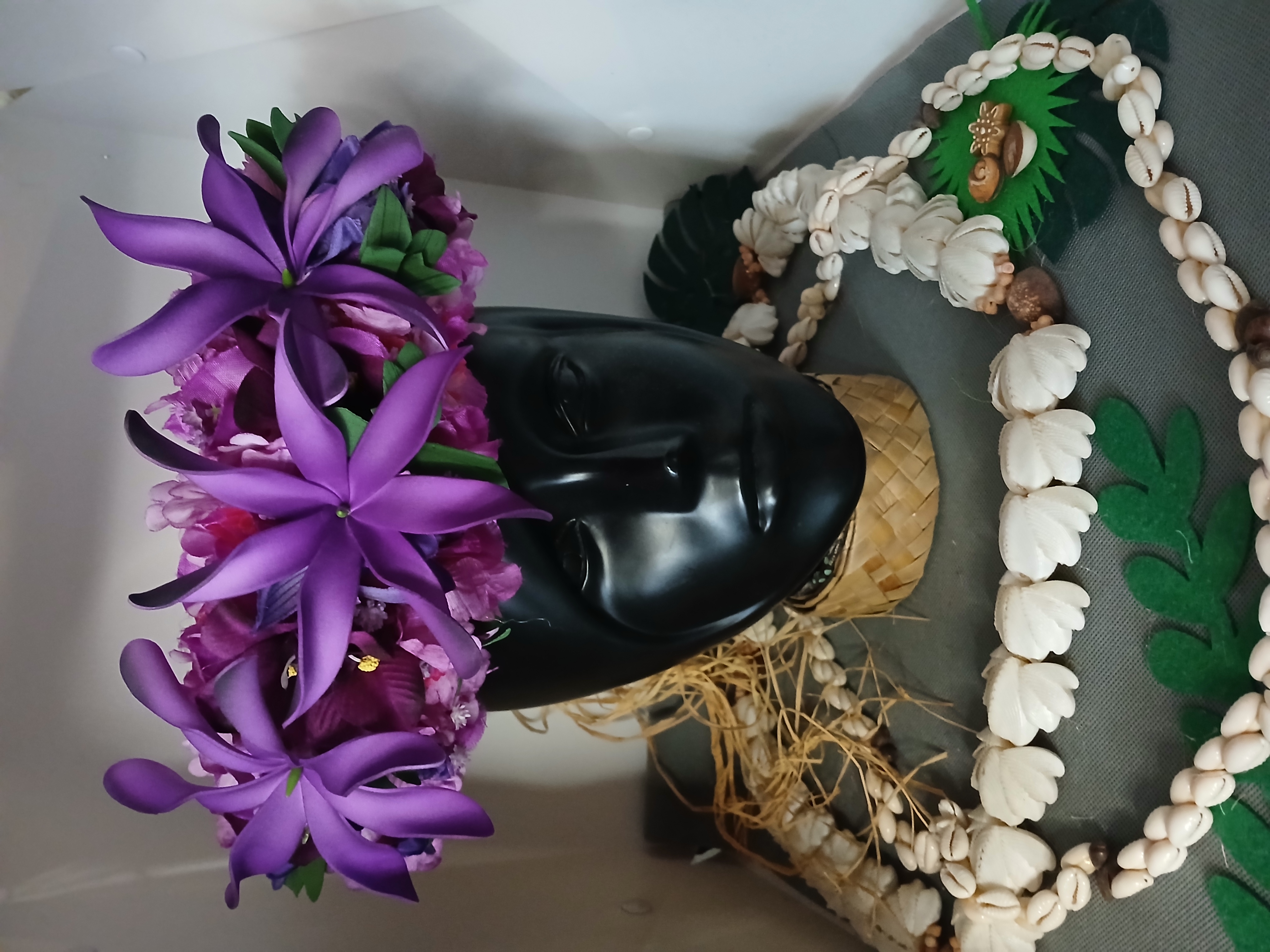 couronne toutes fleurs violette corolle d’orchidées et maxi tiare