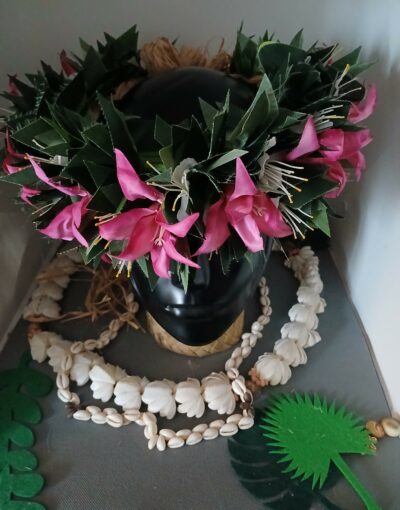 Couronne toutes fleurs Tahiti effet végétal lys fuchsia flamboyant blanc – Image 6