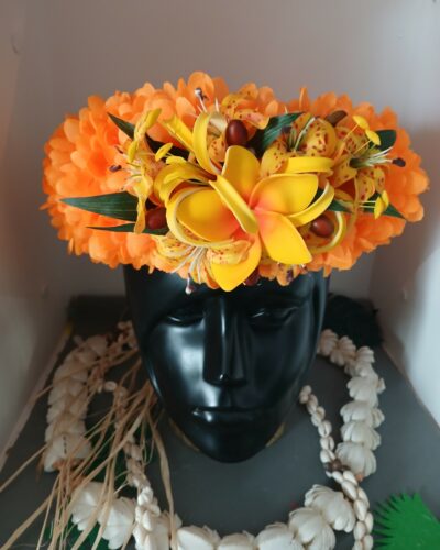 Couronne de fleurs Tahiti orange tipanie jaune différents lys by Vaite.e.Tiare créations