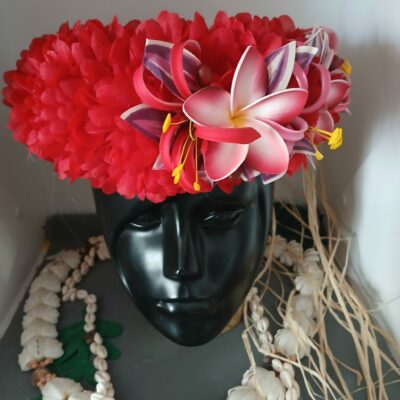 couronne de fleurs Tahiti rouge deux tipanie et grand lys