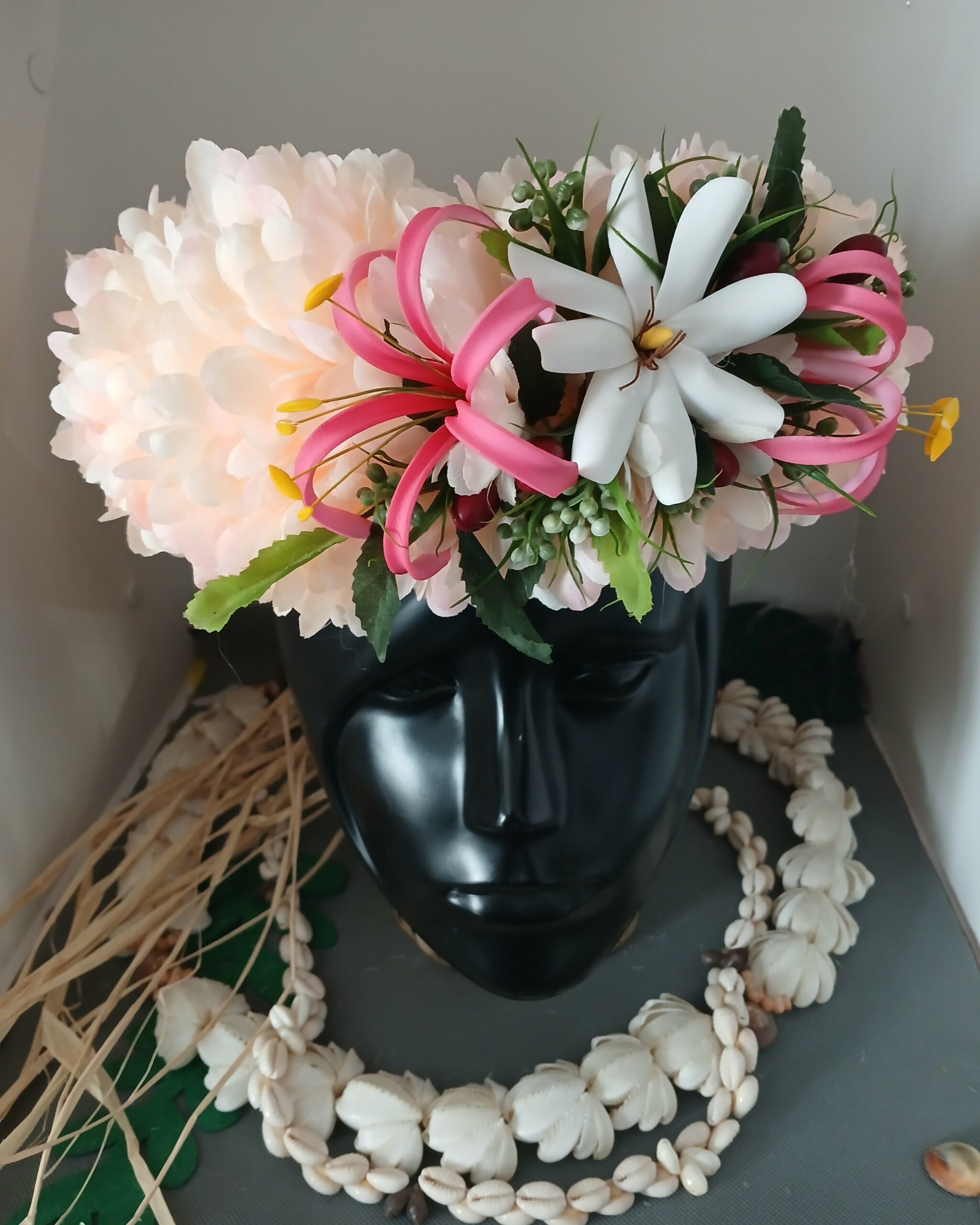 Couronne de tiare Tahiti champagne rosé tiare et lys élancés fuschias 5 by Vaite.e.Tiare créations
