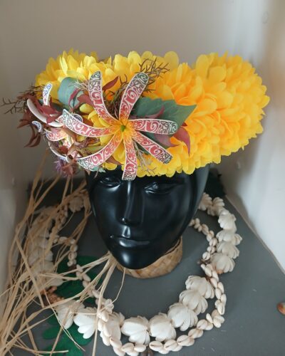 Couronne de tiare Tahiti jaune trois tiare tatouées by Vaite.e.Tiare créations