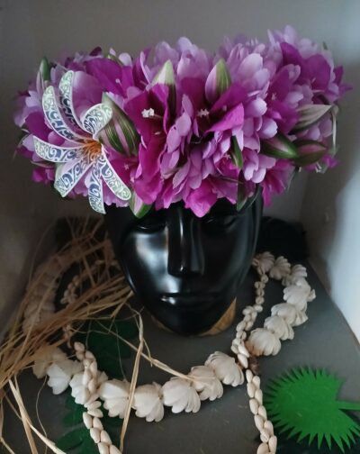 couronne toutes fleurs Tahiti bougainvilliers violets tiare tatouée by Vaite.e.Tiare créations