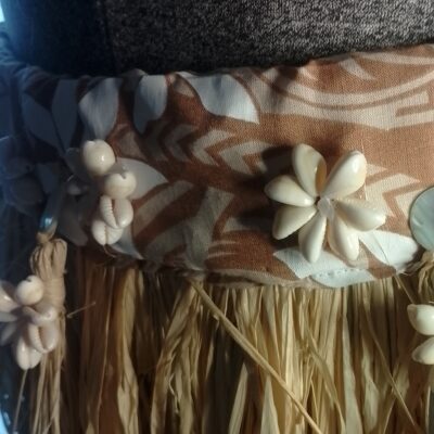 Combiné more et coiffe avec pandanus tissu paréo coquillages