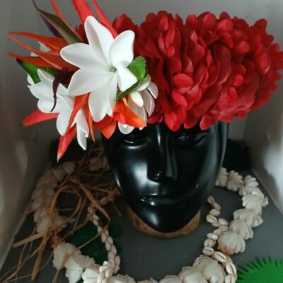 Couronne de fleurs Tahiti rouge 4 tiare Tahiti et oiseau du paradis