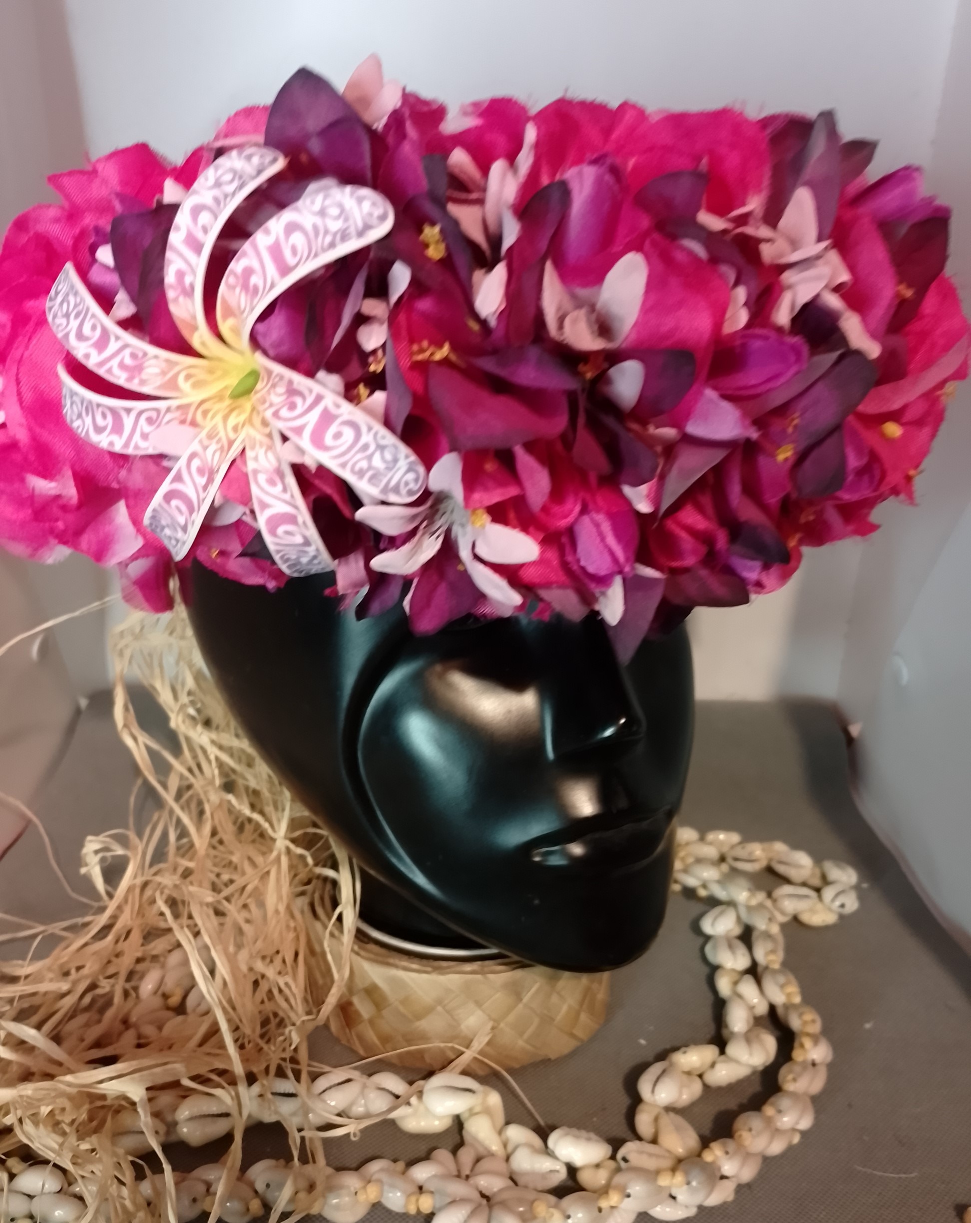 Couronne de fleur Tahiti fuchsia bougainvillier fuchsia prune tiare tatouée Vaite.e.Tiare créations