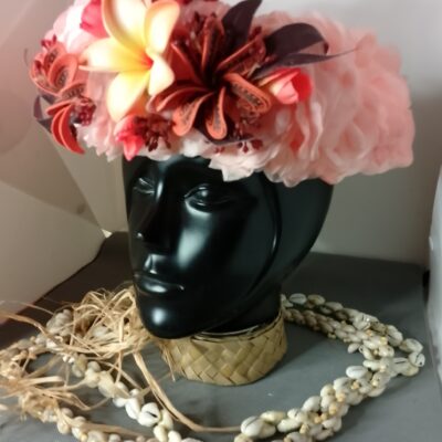 Couronne fleurs Tahiti orangée tiare tatouées tipanie bords oranges