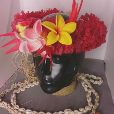 Couronne fleur Tahiti rouge trois tipanie différents pétales oiseau du paradis