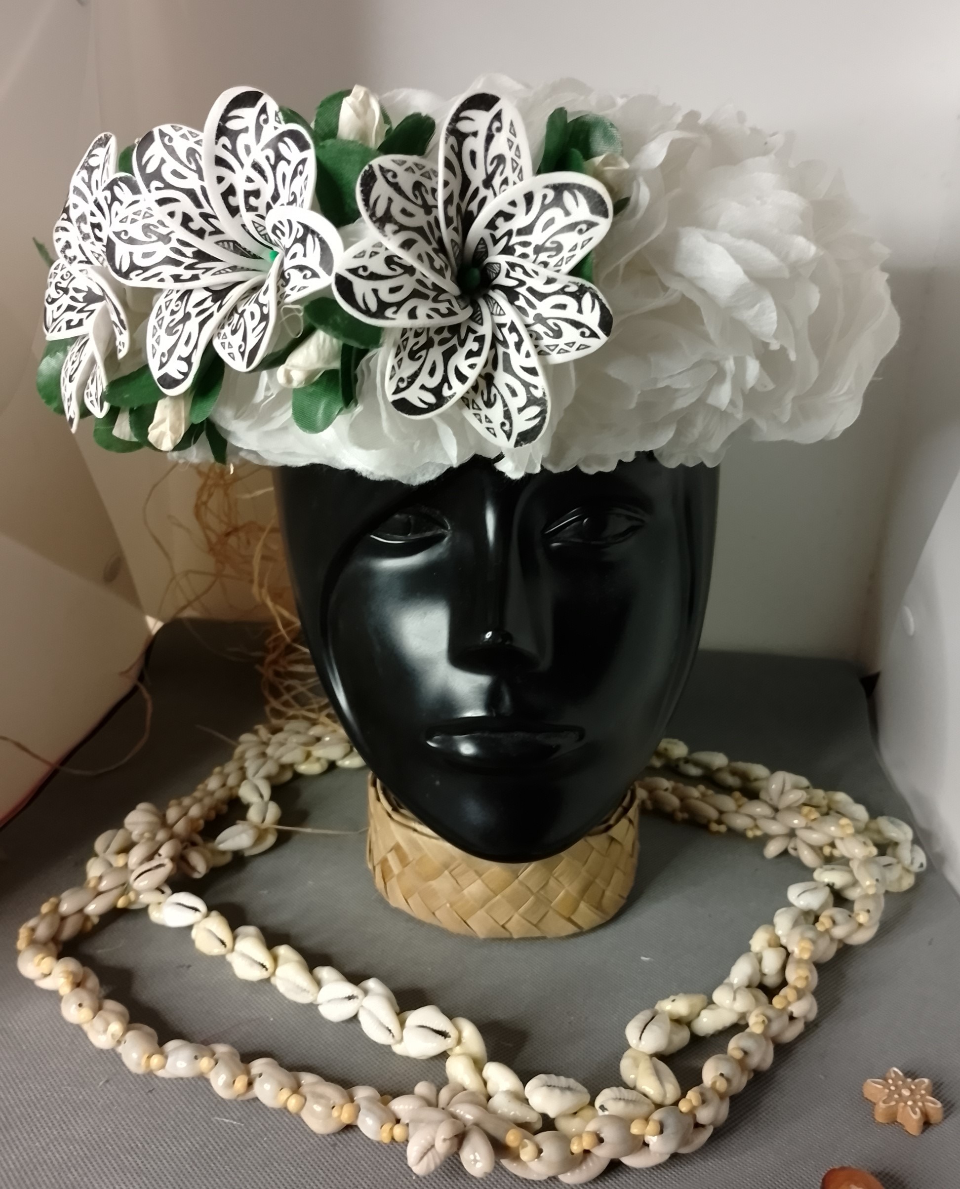 Couronne tiare Tahiti blanche trois tiare tatouées Vaite.e.Tiare créations