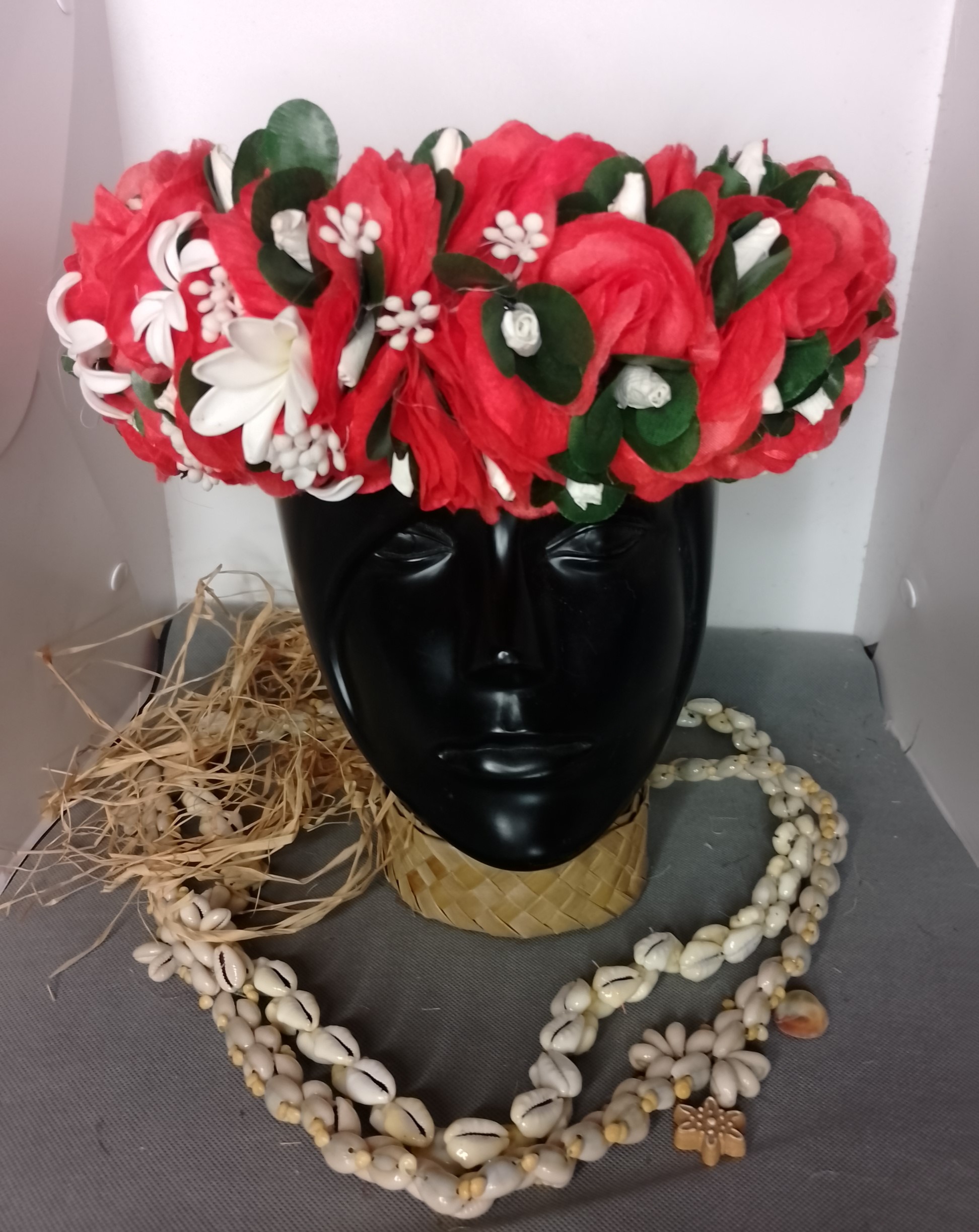 Couronne toute fleur Tahiti rouge corolle de tiare Tahiti trois mini tiare Vaite.e.Tiare créations