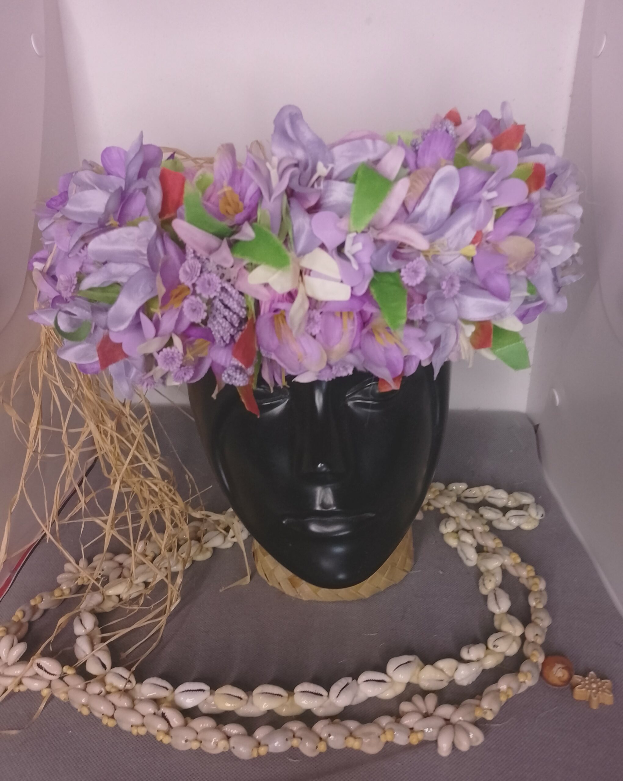 Couronne toute fleur Tahiti mauve et verte corolle boutons et mini lys mauves Vaite.e.Tiare créations