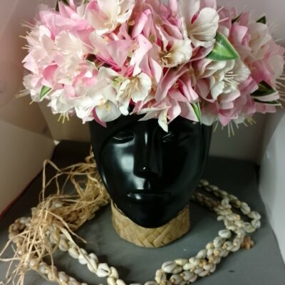 Couronne toutes fleurs Tahiti roses bougainvillier rose flamboyant blanc