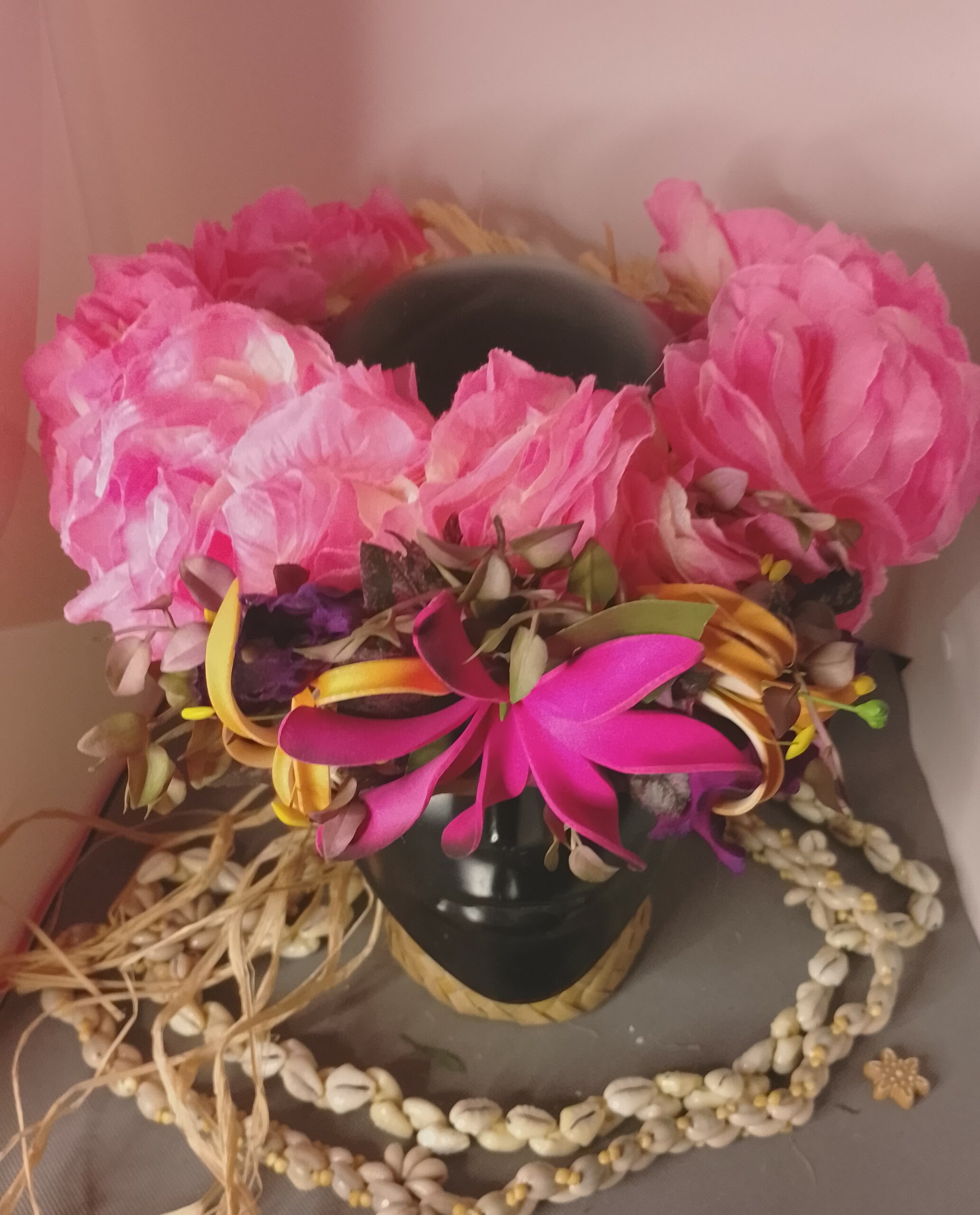 Couronne fleurs Tahiti vanille rosé grand lys élancés maxi tiare Vaite.e.Tiare créations