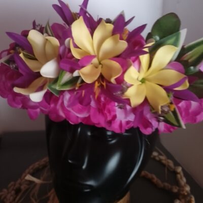 Couronne tiare Tahiti violette trois tiare grands lys élancés