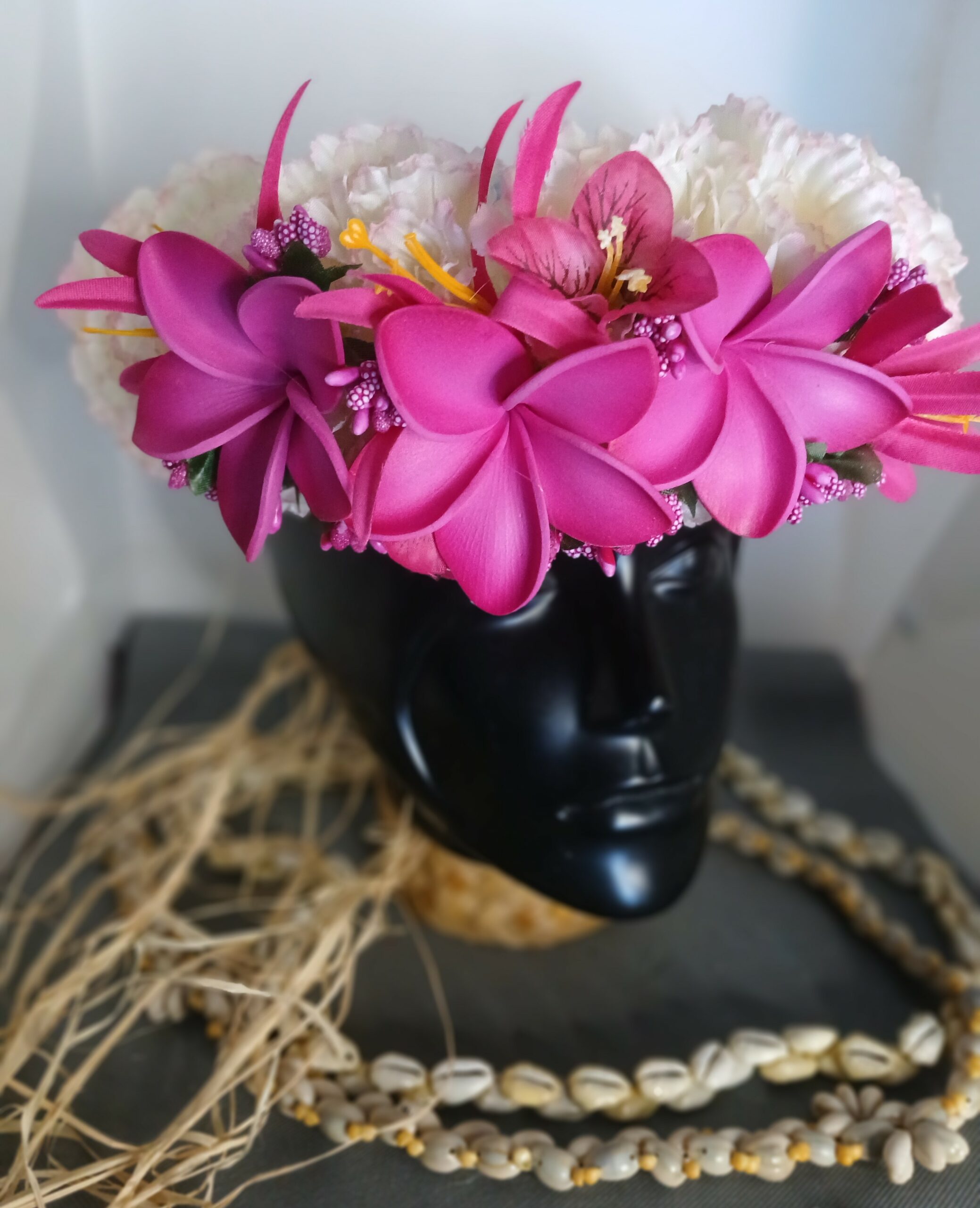 Couronne champagne rosé trois tipanie et lys élancés fuchsia Vaite.e.Tiare créations