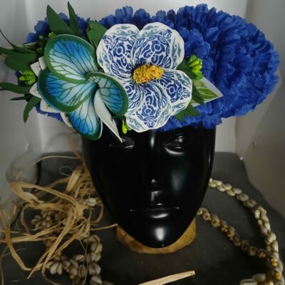 Couronne fleur Tahiti bleu océan tiare et hibiscus tatoués maxi tipanie