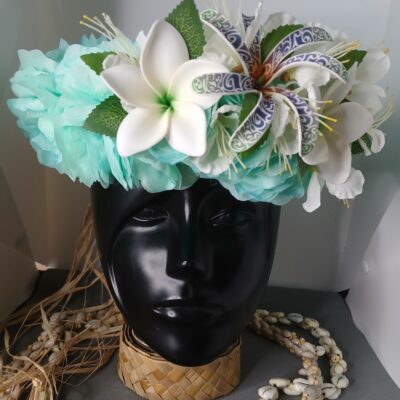 Couronne fleur Tahiti bleu lagon tiare tatouée deux tipanie