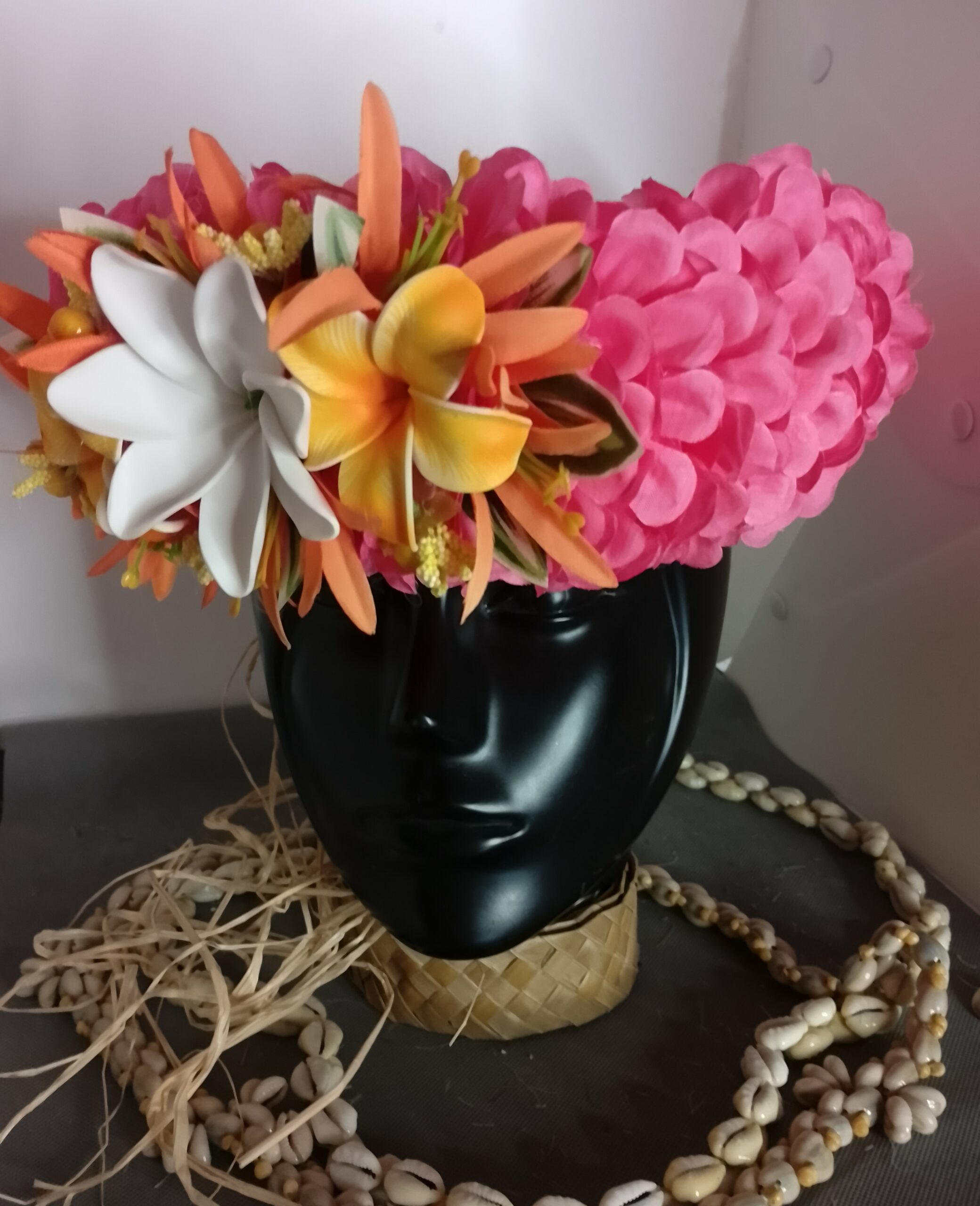 Couronne fleurs Tahiti corail grande tiare deux tipanie rainurés lys élancés oranges Vaite.e.Tiare créations