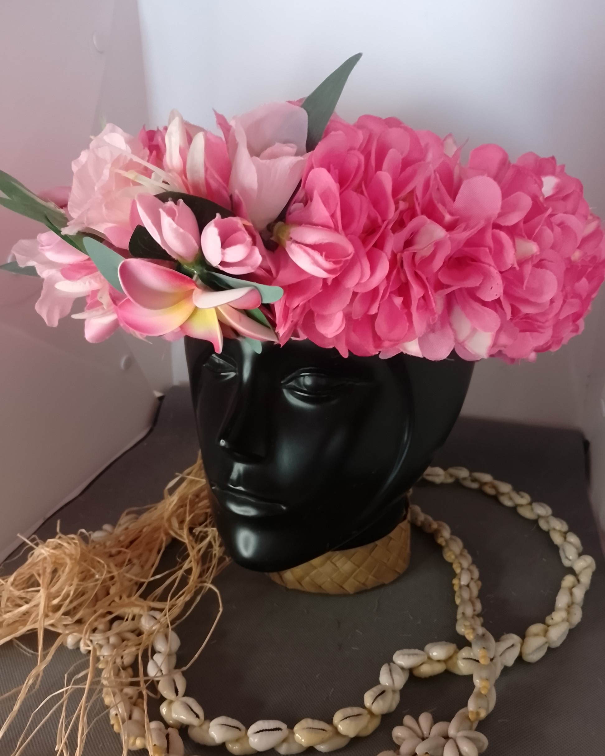 Couronne fleurs Tahiti lisianthus tipanie lys élances Vaite.e.Tiare créations