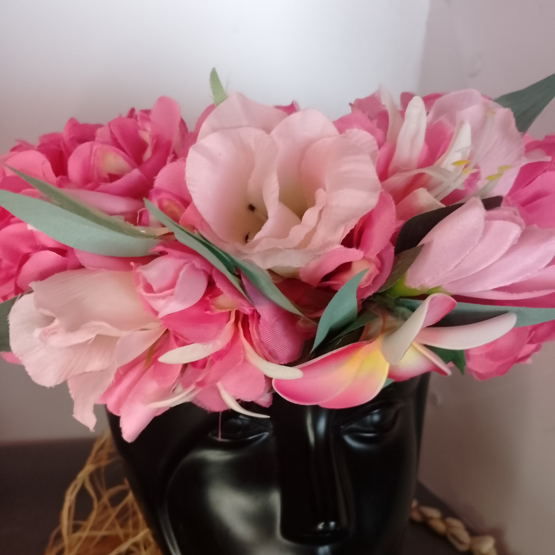 Couronne fleurs Tahiti lisianthus tipanie lys élances Vaite.e.Tiare créations