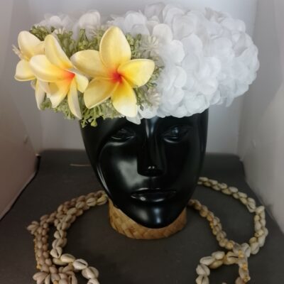 Couronne fleurs Tahiti blanche trois tipanie blancs cœur jaune