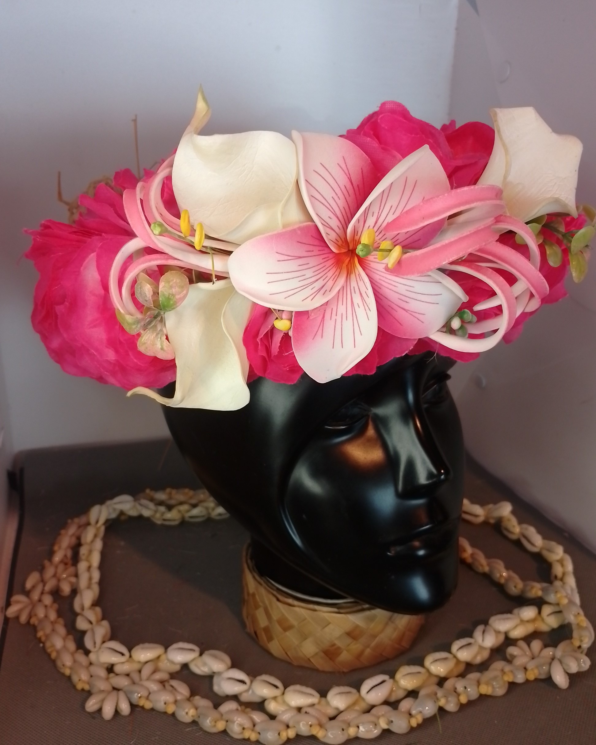 Couronne fleurs Tahiti rose fuchsia maxi tipanie grand lys élancés arum Vaite.e.Tiare créations