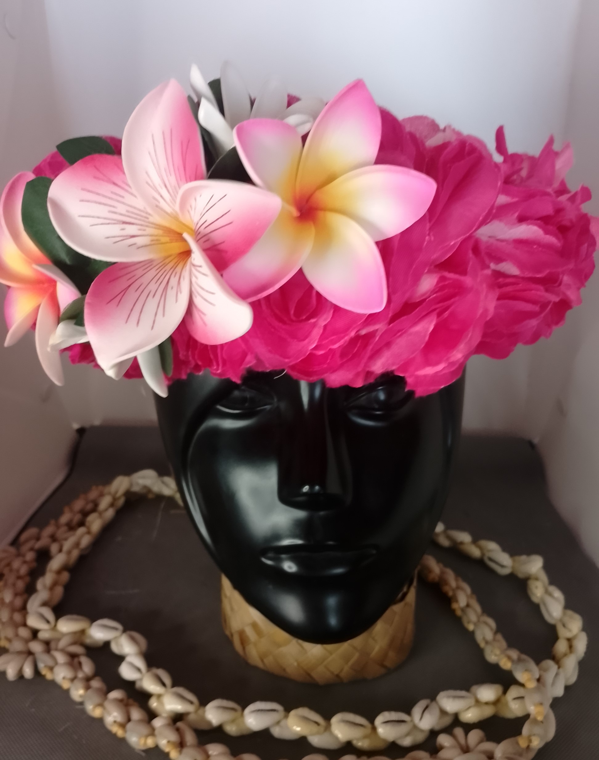 Couronne fleurs Tahiti fuchsia grand tipanie deux tiare deux tipanie Vaite.e.Tiare créations