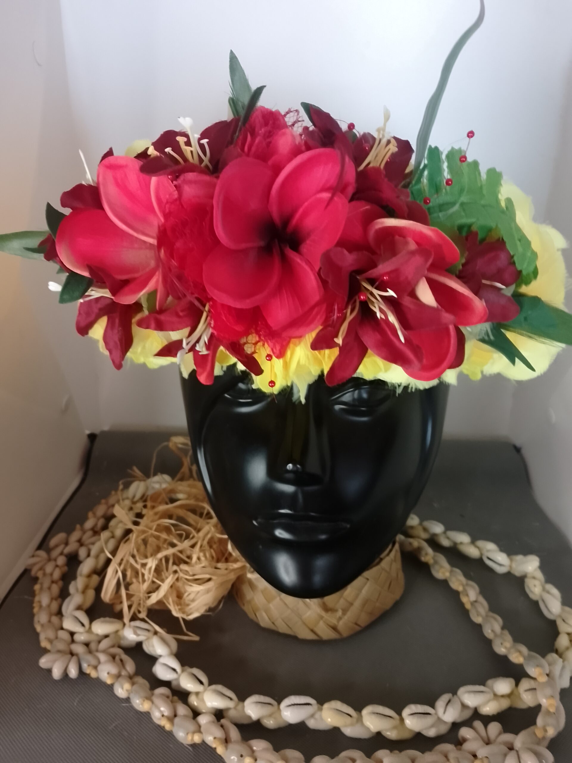 Couronne fleurs Tahiti jaune lys rouge trois tipanie toucher réaliste Vaite.e.Tiare créations