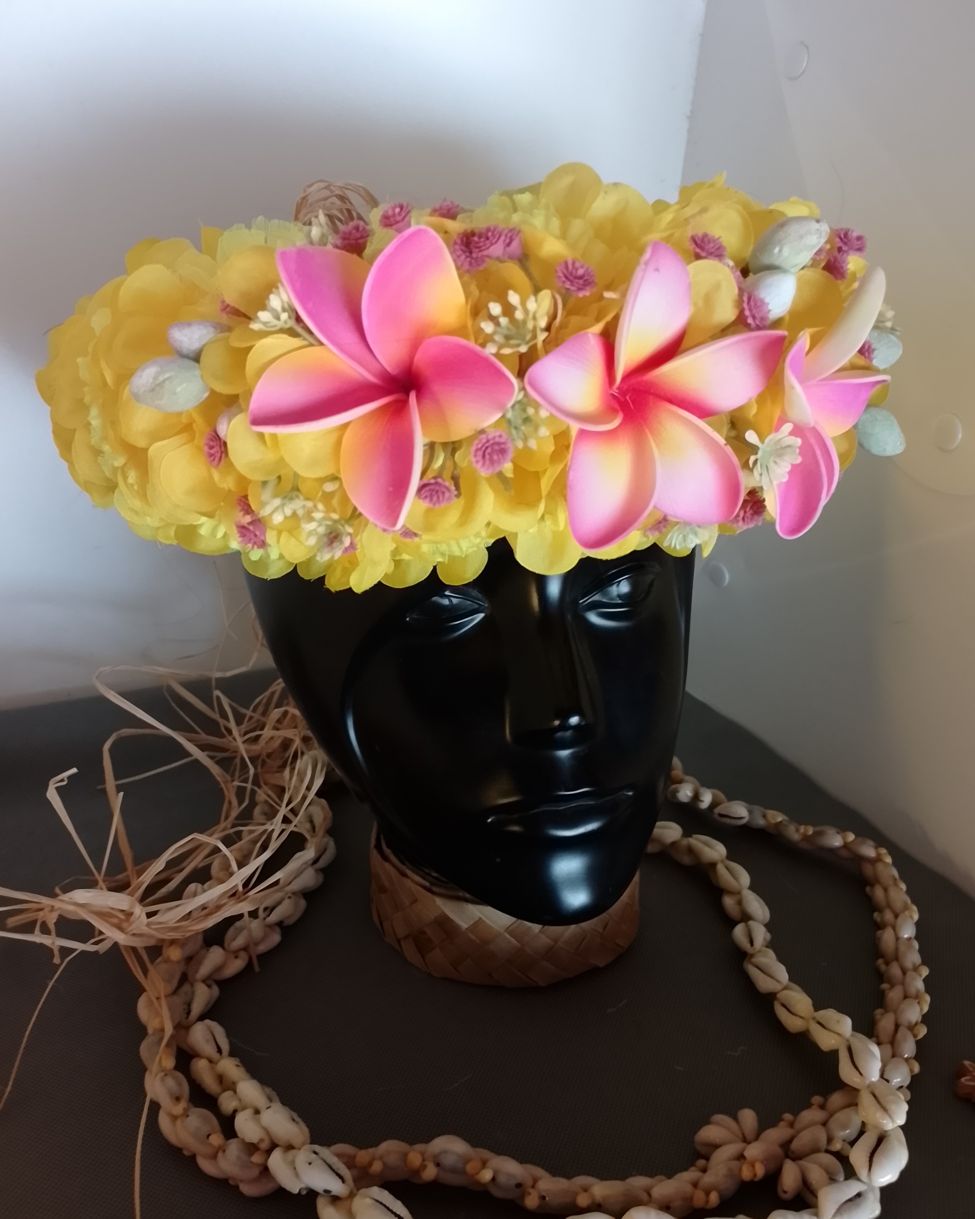 Couronne fleurs Tahiti jaune trois tipanie roses Vaite.e.Tiare créations