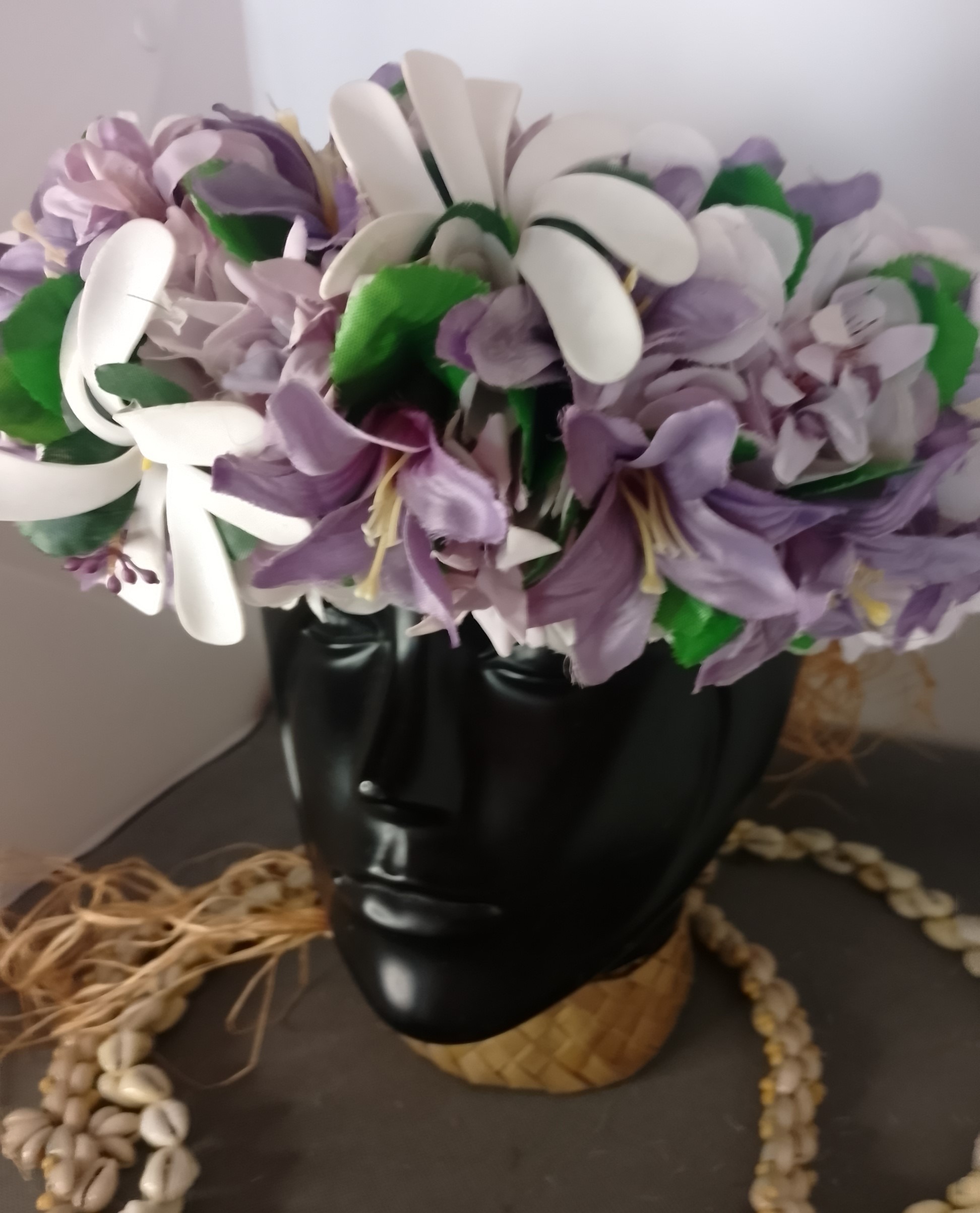 Couronne fleurs Tahiti mauve lys violet trois tiare Vaite.e.Tiare créations