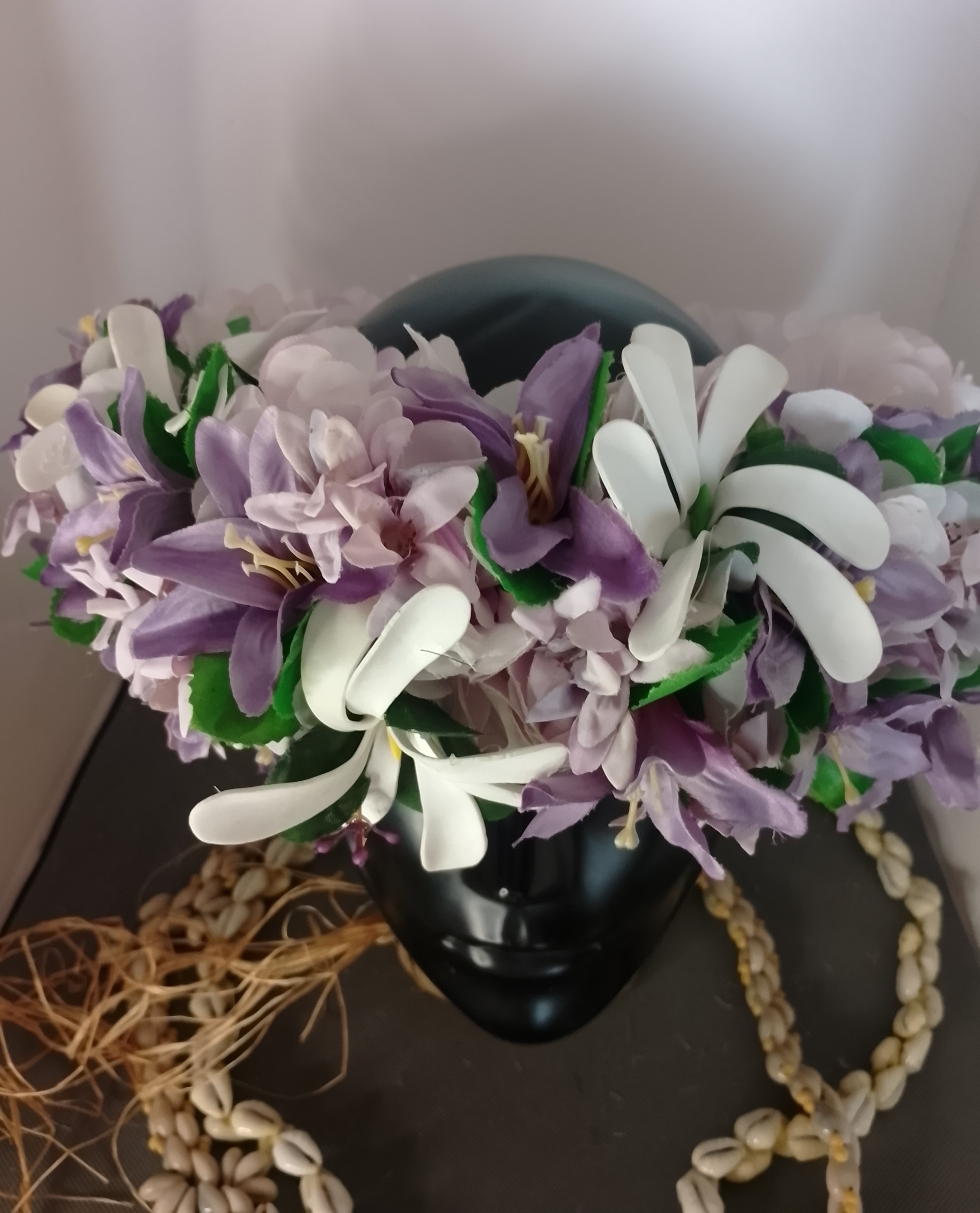 Couronne fleurs Tahiti mauve lys violet trois tiare Vaite.e.Tiare créations