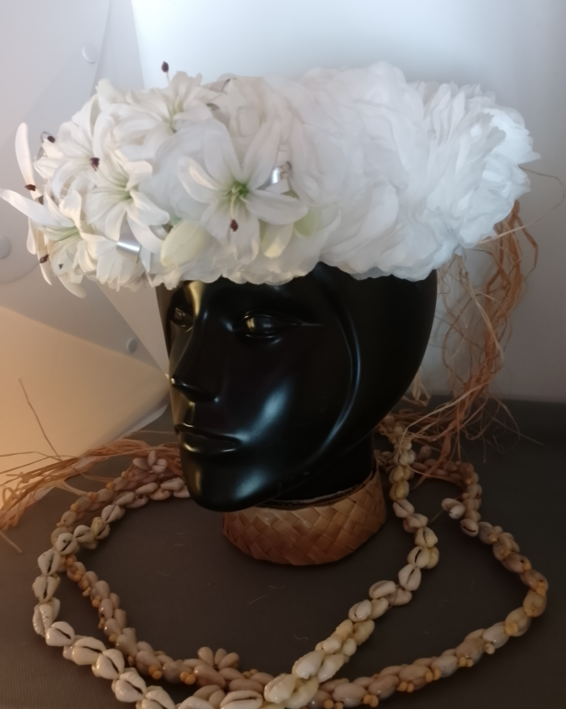 Couronne tiare Tahiti blanche mini lys blancs tiare Vaite.e.Tiare créations